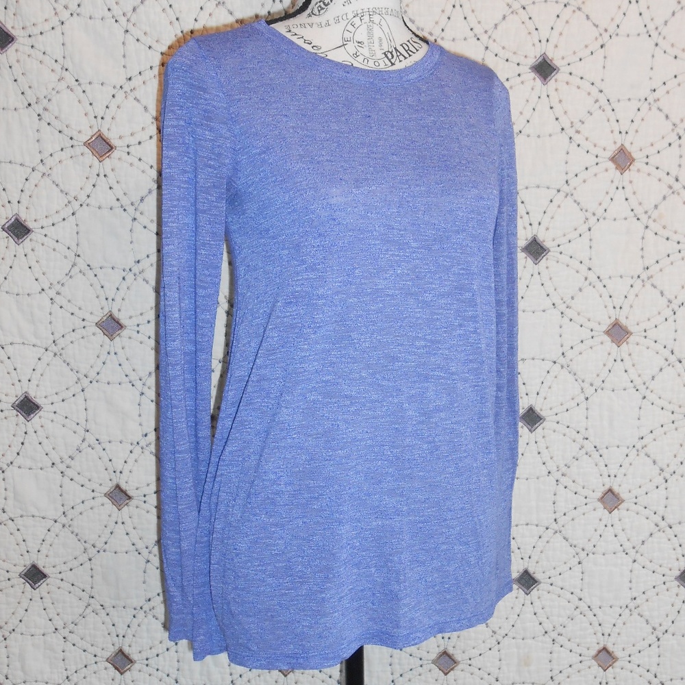 EUC Athleta Blue Long Sleeve Tee XS
